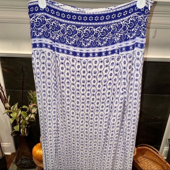 L’ATISTE | Maxi Skirt - Picture 6 of 16